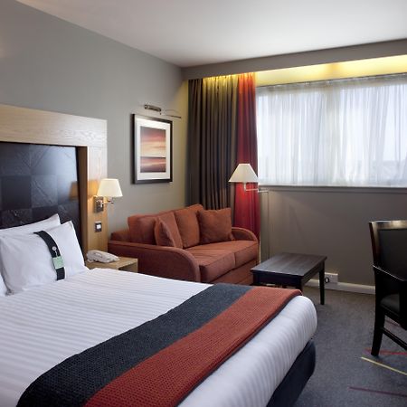 Holiday Inn Aberdeen West By Ihg Westhill Habitación foto