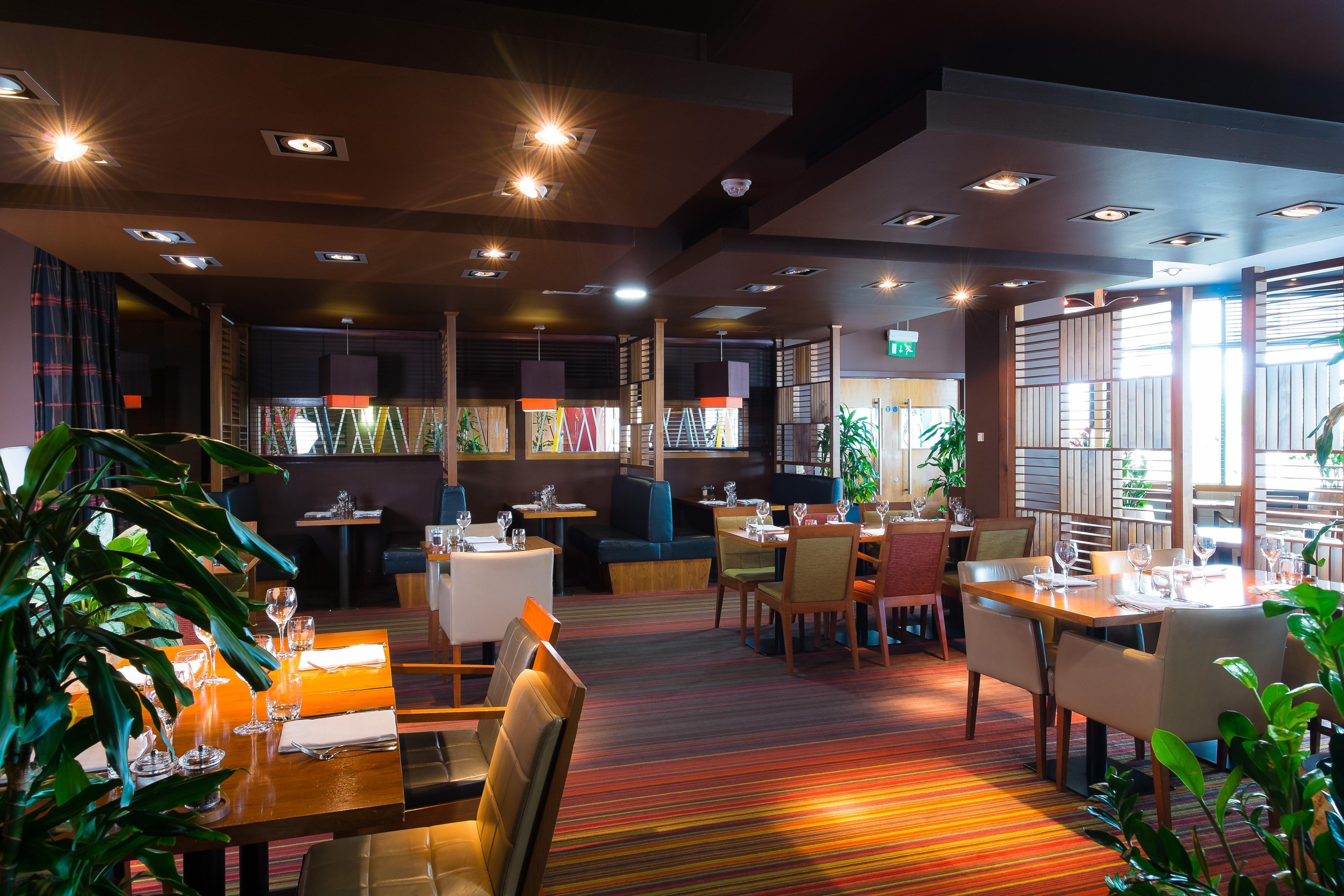 Holiday Inn Aberdeen West By Ihg Westhill Exterior foto