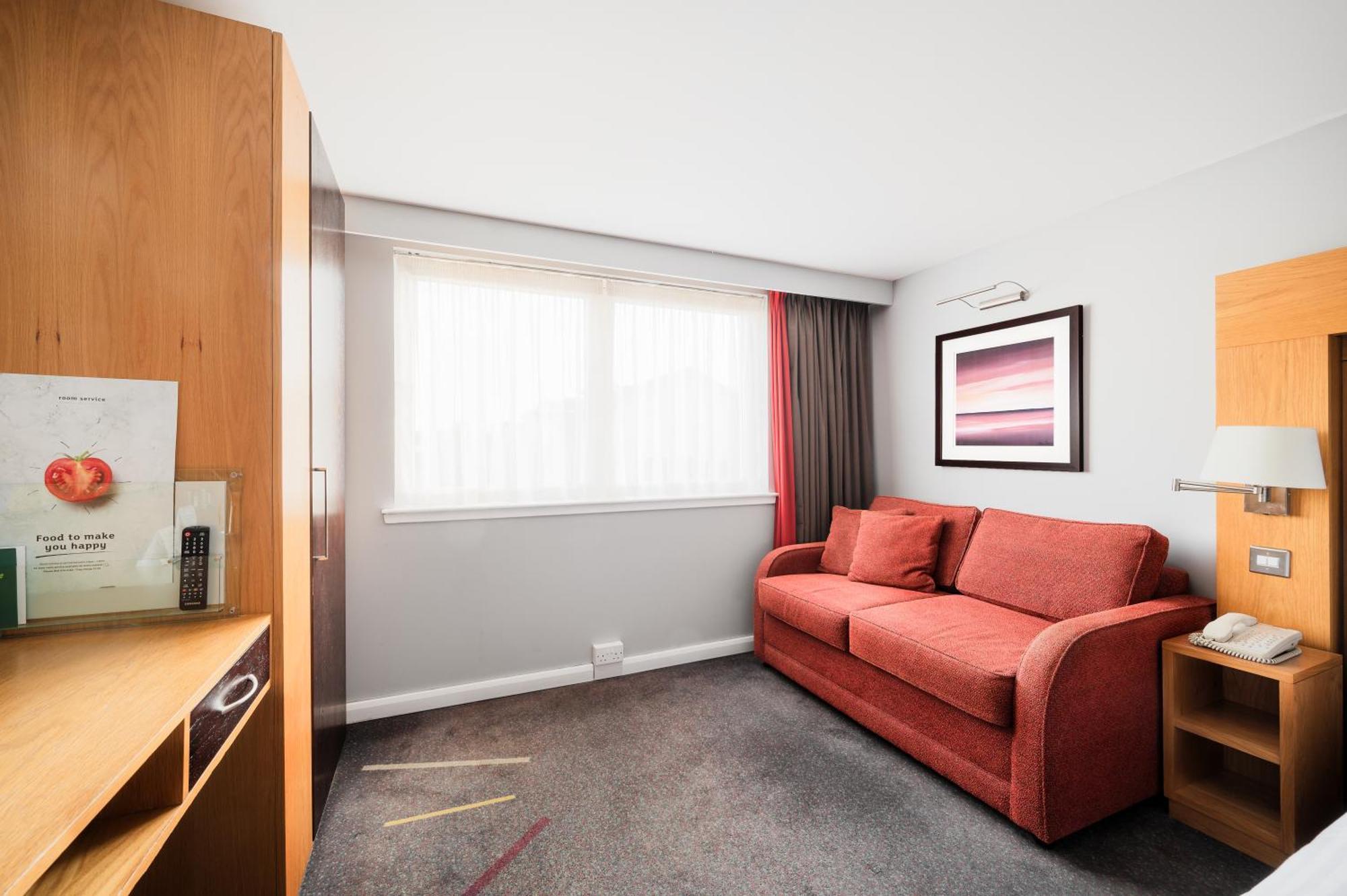 Holiday Inn Aberdeen West By Ihg Westhill Exterior foto