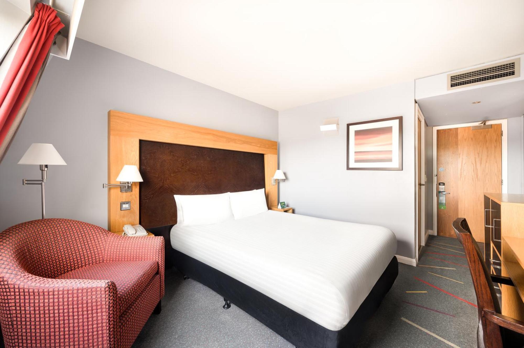 Holiday Inn Aberdeen West By Ihg Westhill Exterior foto
